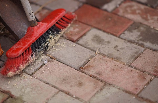 Nettoyer carrelage au sol