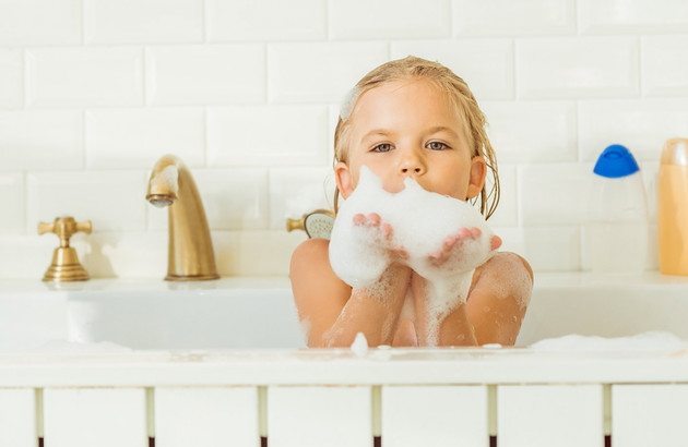Comment choisir un bon bain moussant pour enfants
