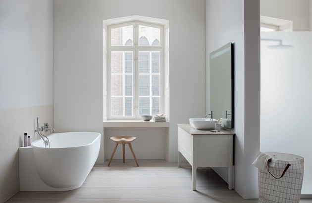 Salle de bains style rustique grâce à la collection de meubles Luv de Duravit