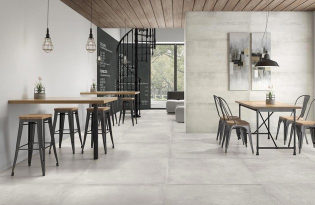 carrelage effet pierre grise dans une salle à manger