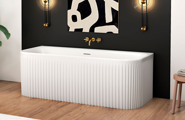 Baignoires design en matière composite blanche