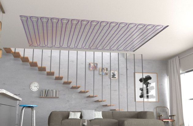 Chauffage au plafond d'une maison découvert