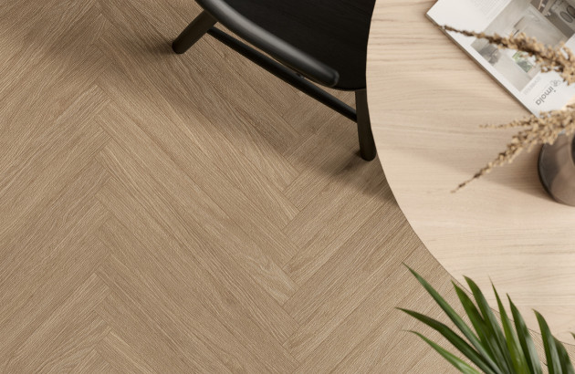 Carrelage imitation parquet posé en bâton rompus