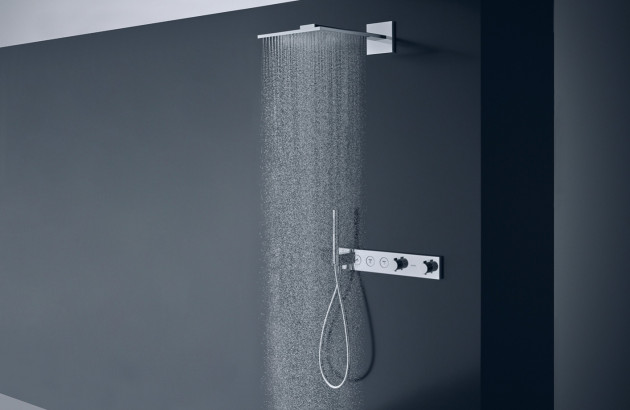 Colonne de douche encastrée