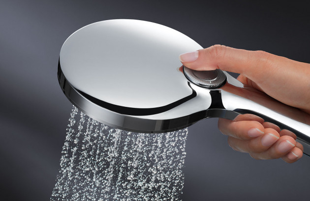 Douchette hydrothérapie rainshower de Grohe