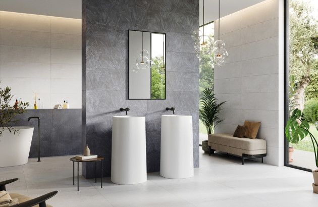 Maison moderne avec une salle de bain ouverte et recouverte de carrelage blanc