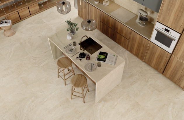 Cuisine carrelée avec du carrelage beige