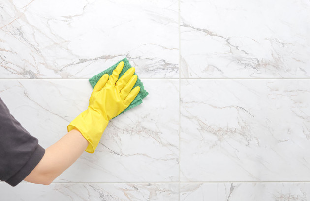 Entretien des carrelages fragiles comme les pierres naturelles