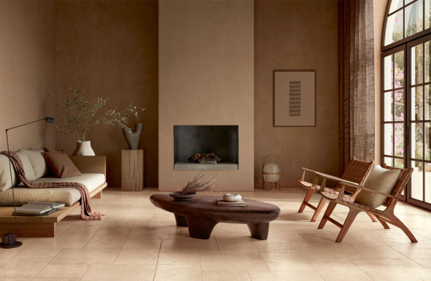 Grand salon à l'esprit méditerranéen et au carrelage ocre