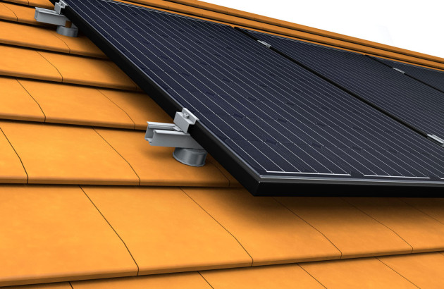 kit de panneaux solaires GSE ON ROOF posé directement sur une toiture