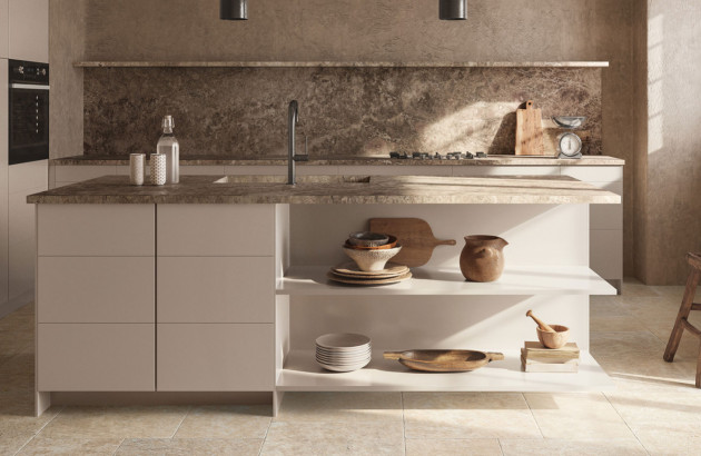Cuisine moderne avec carrelage effet pierre et finition mate 