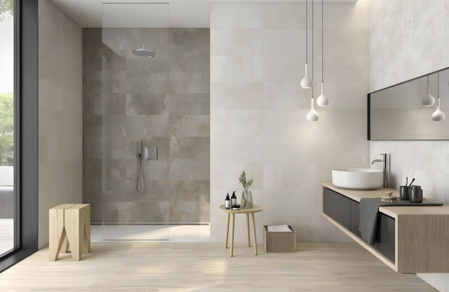 Salle de bains moderne avec carrelage mural gris