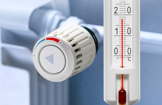 Vanne thermostatique chauffage et thermomètre 