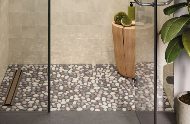 carrelage plaque de galet pour douche