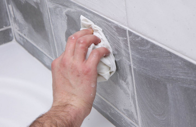 8 astuces redoutables pour blanchir les joints de carrelage