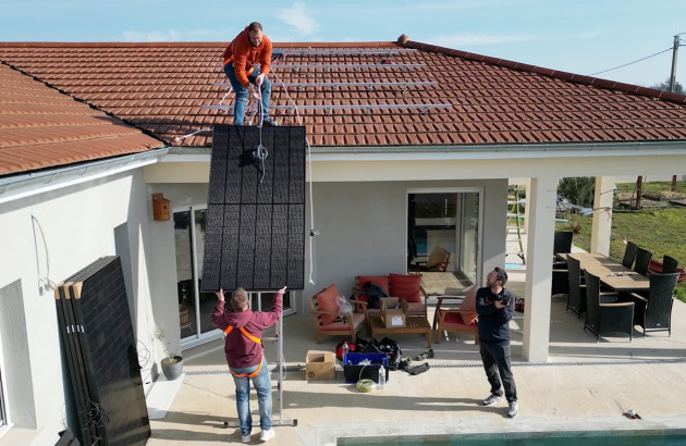 Pose des panneaux photovoltaïque