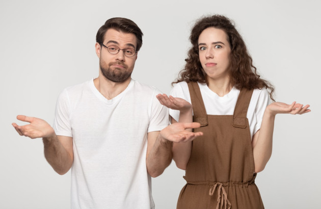 Couple qui ne sait pas ce qu'il veut