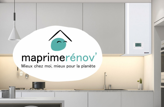 Logo Ma Prime Rénov' avec en fond une cuisine et une chaudière murale Frisquet Hydromotrix Compact