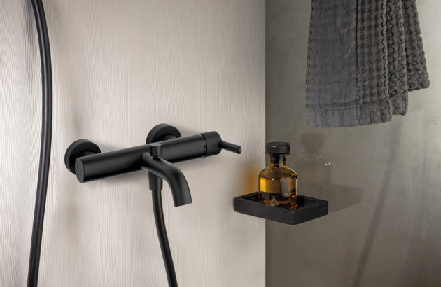 Mitigeur thermostatique noir mat