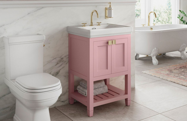 Salle de bain rétro marbre et baignoire îlot pattes de lion