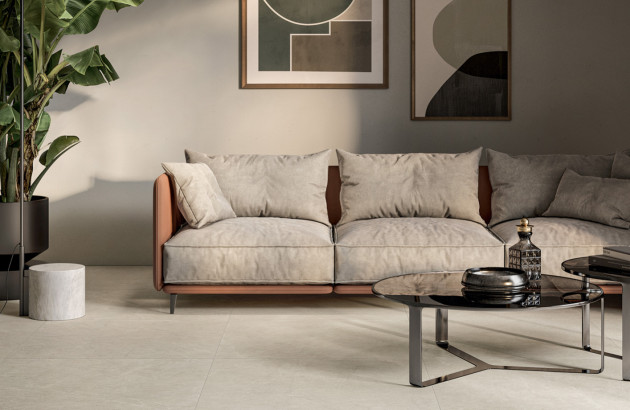 Salon gris, association carrelage et mur