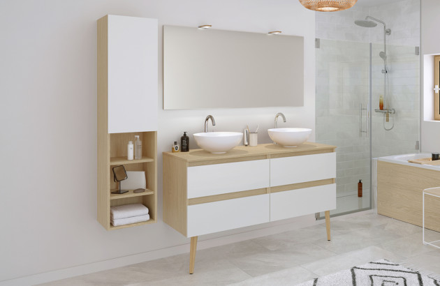 Salle de bains avec colonne modulable