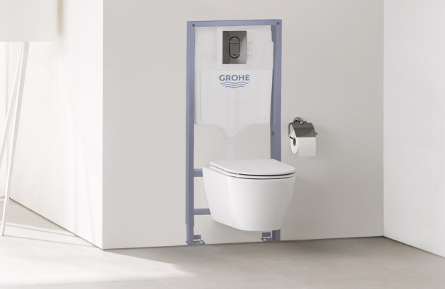 Toilettes avec bâti support