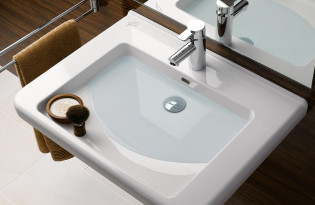 Comment déboucher une vasque ou un lavabo ?