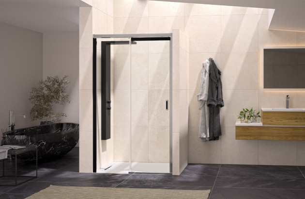 Paroi de douche avec portes dans une salle de bains design