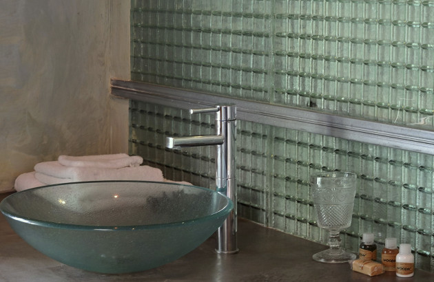 Lavabo en Verre avec Robinet Vasque à Poser Lave-Mains pour Salle