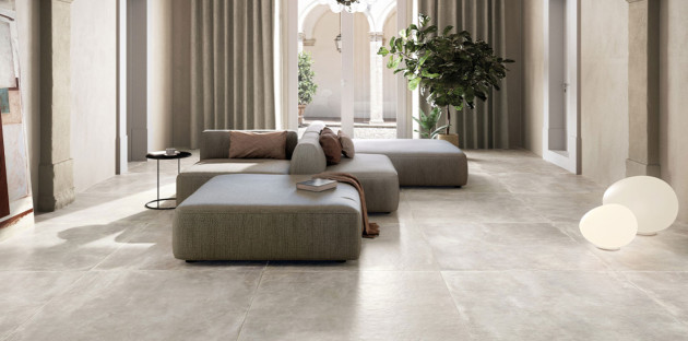 Carrelage taupe modèle Cocoon de Cerdisa dans une pièce à vivre design et moderne