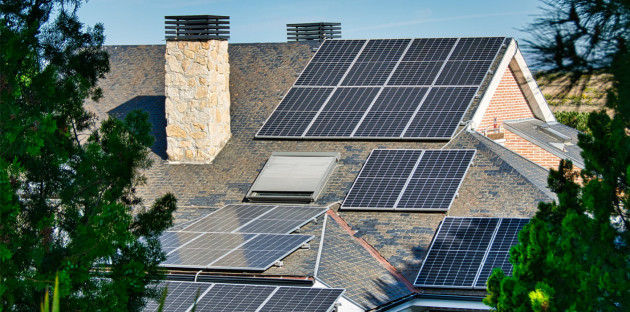 Inclinaison et rendement des panneaux solaires.