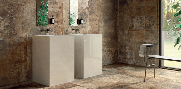 Salle de bains avec carrelage effet oxydé