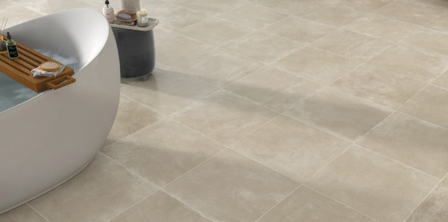 Carrelage effet sable dans une salle de bains
