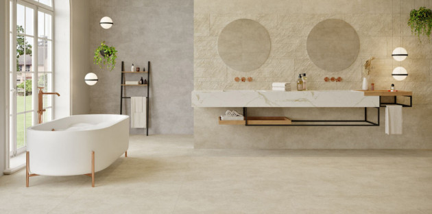 Carrelage beige dans une salle de bains moderne