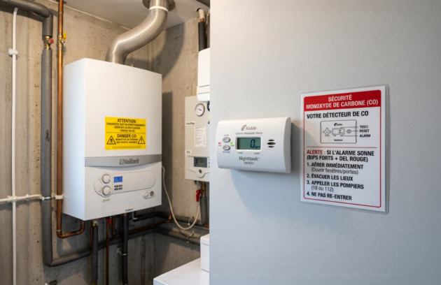 Chaudière gaz équipée d’un détecteur de monoxyde de carbone pour renforcer la sécurité du logement