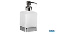 Accessoire distributeur de savon à poser coloris chromé de la gamme Cubo par Inda