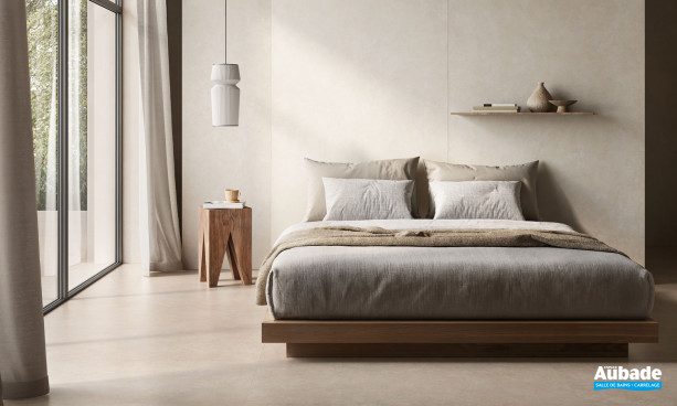 Collection Cement Vibes par Ceramiche Piemme en coloris Calce Solid et décor Handmade Calcin