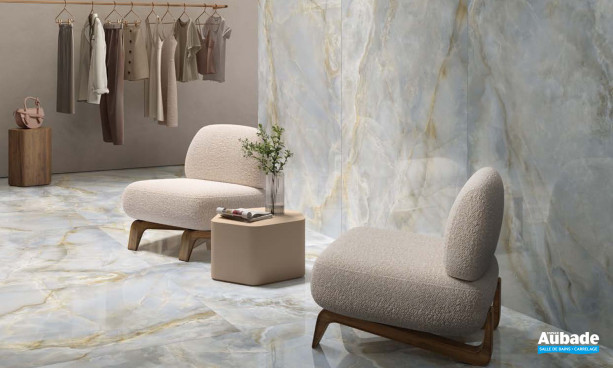 Collection Majestic Onyx par Ceramiche Piemme en coloris Pale Azure