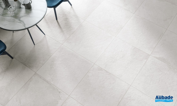 Collection Iconic par Metropol en coloris Avorio