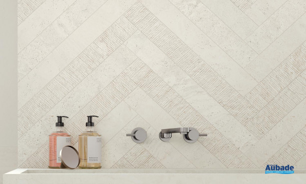 Collection Unique Travertine par Provenza en coloris White Minimal et White Ruled