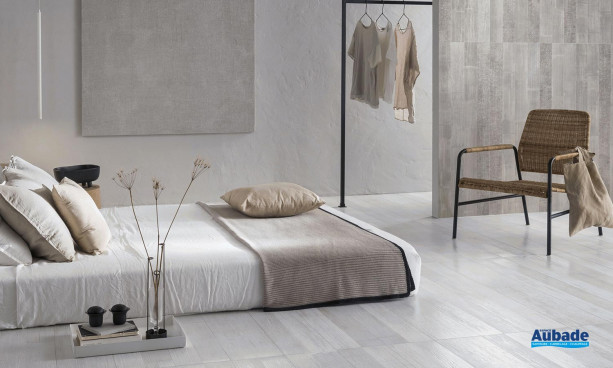 Collection Bamboo par Settecento en coloris White, Natural et Décor Burnt Natural