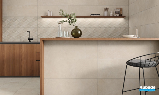 Collection Pursue par STN Ceramica en coloris Pearl et décor Cold