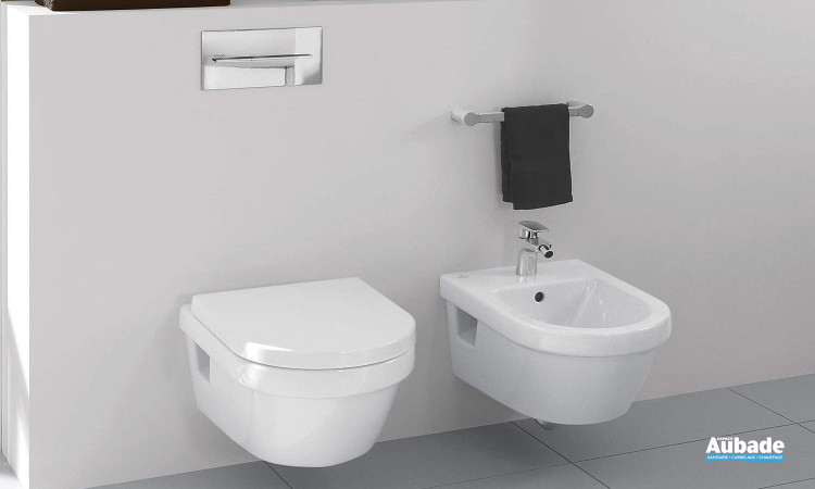 WC suspendu avec cuvette à fond creux et abattant Targa Architectura Design de Villeroy & Boch