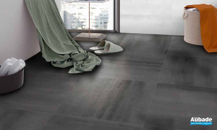 Collection Synthesis par Azteca en coloris Black