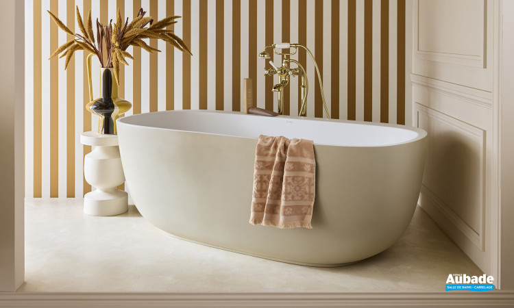 Baignoire îlot Bastille de Jacob Delafon coloris Argile