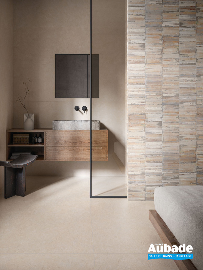 Collection Cement Vibes par Ceramiche Piemme en coloris Malta Solid et décor Graffiti Light