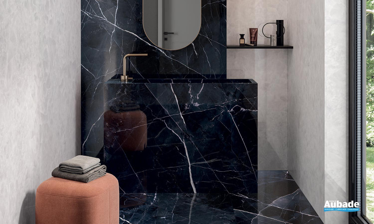 Collection Tele di Marmo Revolution par Emil Ceramica en coloris Calcatta Black et Thassos