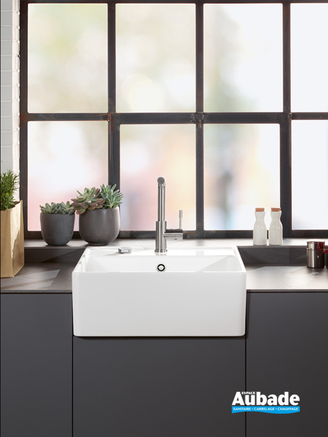 Évier céramique Tradition pour installation sur un meuble sous lavabo de Villeroy & Boch