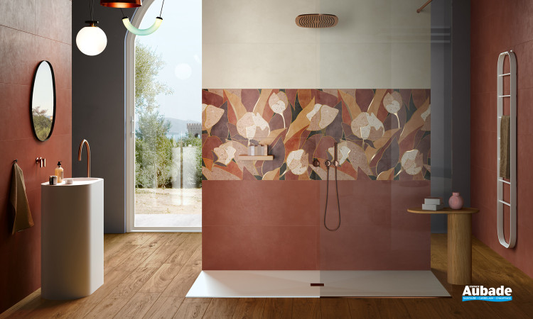 Collection Chromatica par Fincibec en coloris Ecrù, Amaranto et décor Tulip